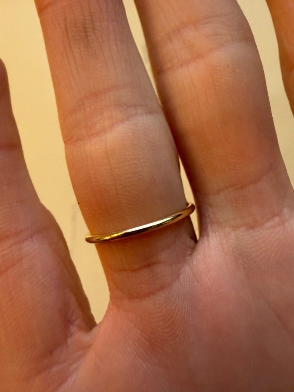 Fashion gold wire and pearl ring - Picture 2 of 2